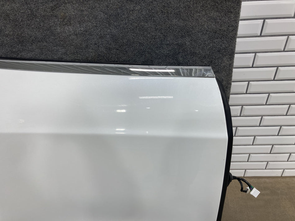 2012-2015 Tesla Model S Right Rear Door Solid White SOLW