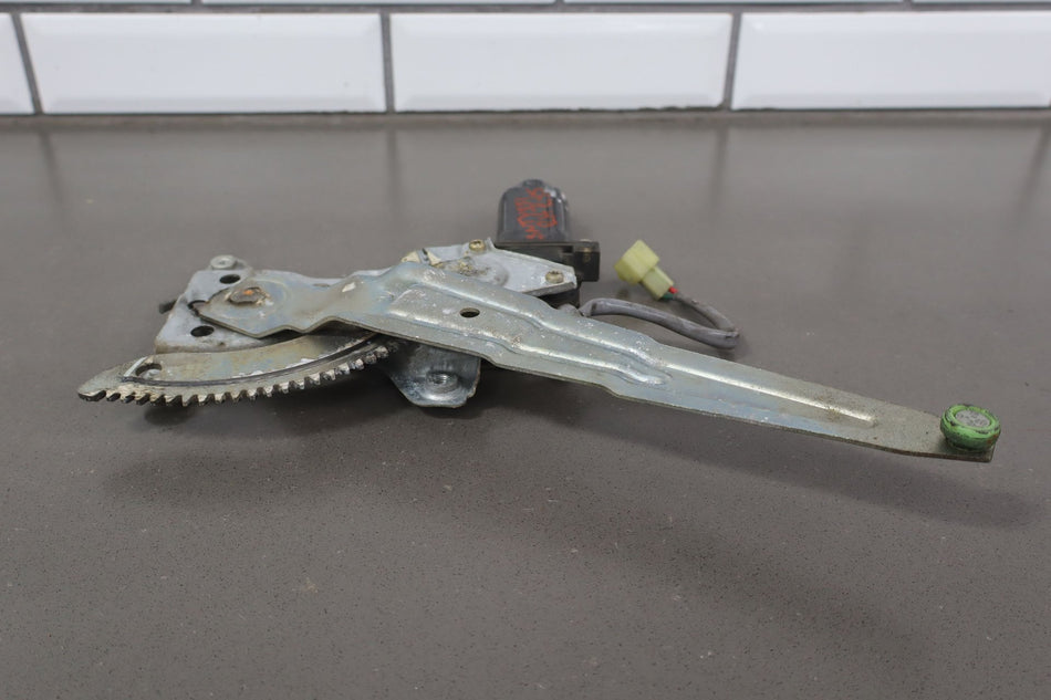 1991-1997 Toyota Land Cruiser Right Rear Power Window Regulator 58167