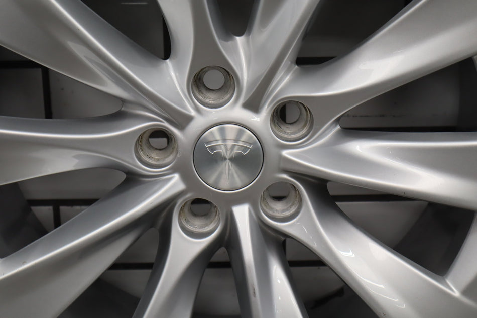 12-20 Tesla Model S 19x8 Slipstream OEM Alloy Wheel/Rim