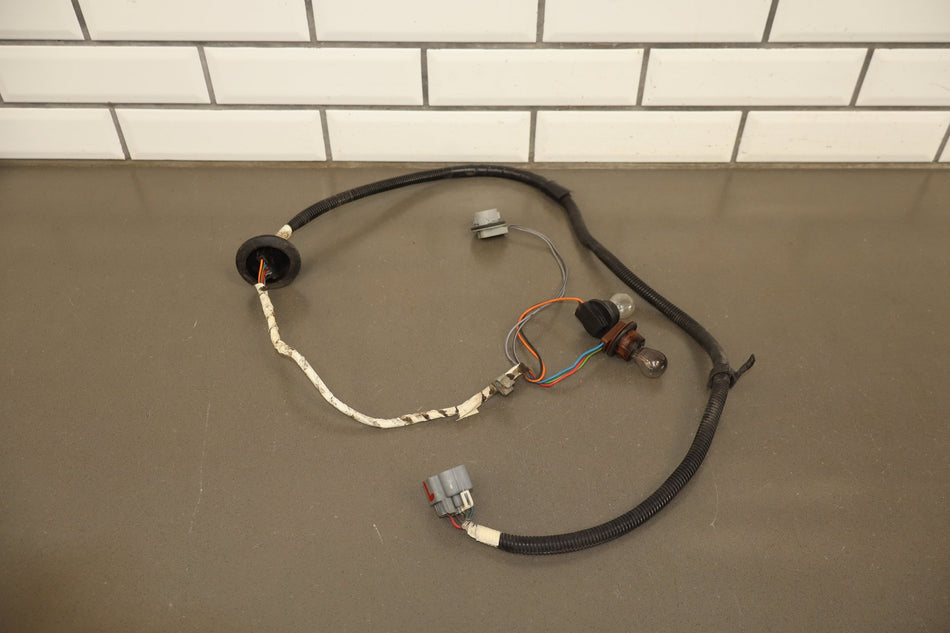 03-09 Hummer H2 Left Taillight Wiring Harness OEM