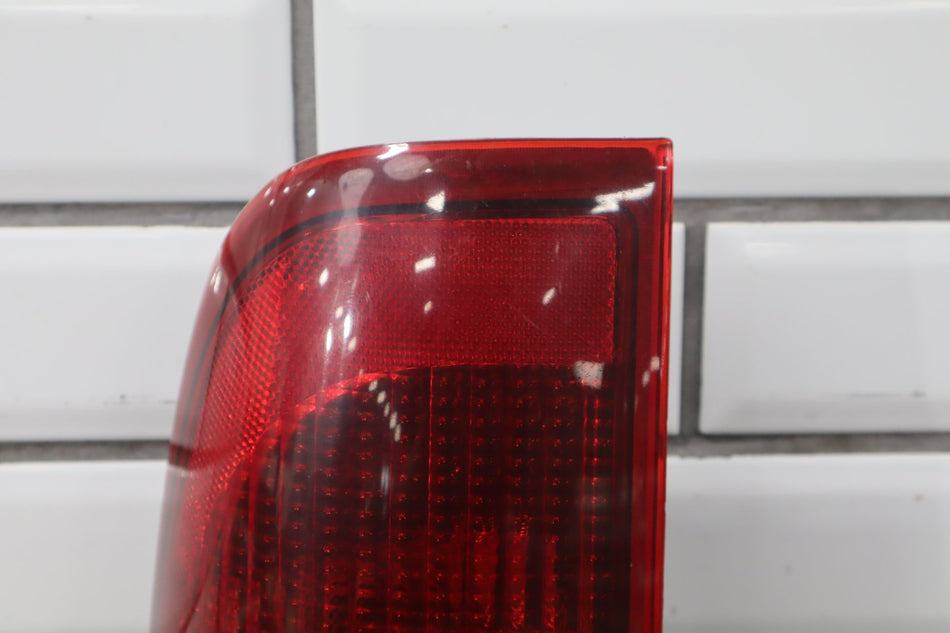 1999-2007 Ford F-250 Super Duty Left Tail Light F85Z13405CA OEM