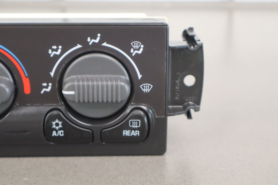 2002 GMC Sierra 2500- Heater/AC Controls