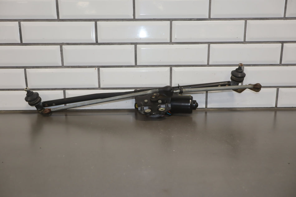 1994-2002 Range Rover P38 Front Windshield Wiper Motor OEM