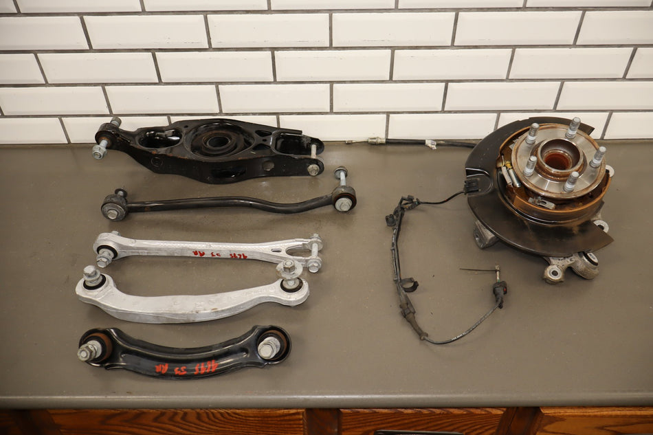 15-23 Dodge Charger Scat Pack 392 Right Rear Suspension Spindle Control Arms
