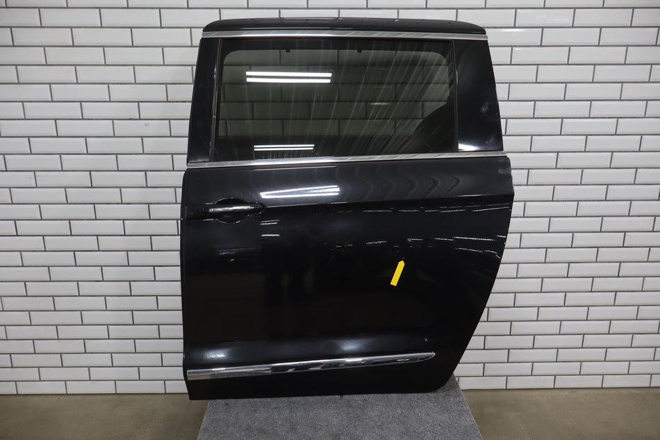 2018 Chrysler Pacifica Left Rear Door Black ( PXR )