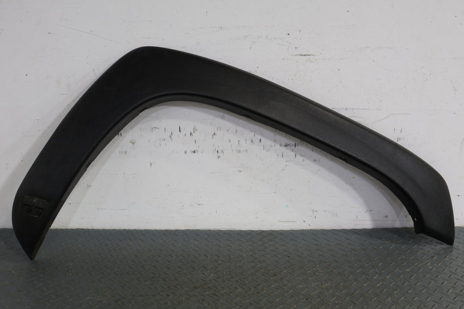 00-06 Chevy Tahoe Right Front Fender Flare (Black)
