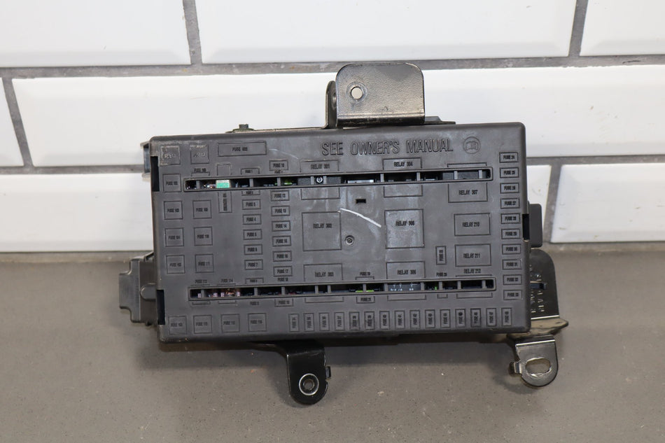 2005-2007 Ford F250 F350 Super Duty Cabin Fuse Box 5C3T-14A067-AD OEM