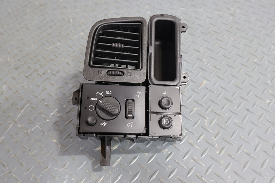 02-06 Cadillac Escalade EXT Headlight Switch