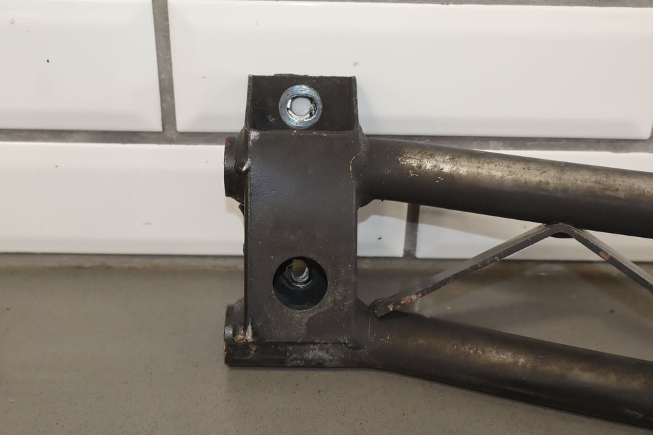 2004 Chevrolet SSR- Front Bumper Bar Reinforcement