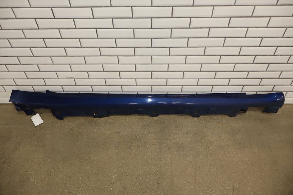 2022 Tesla Model S Plaid Right Rocker Molding Deep Blue Metallic Deep Blue Metallic