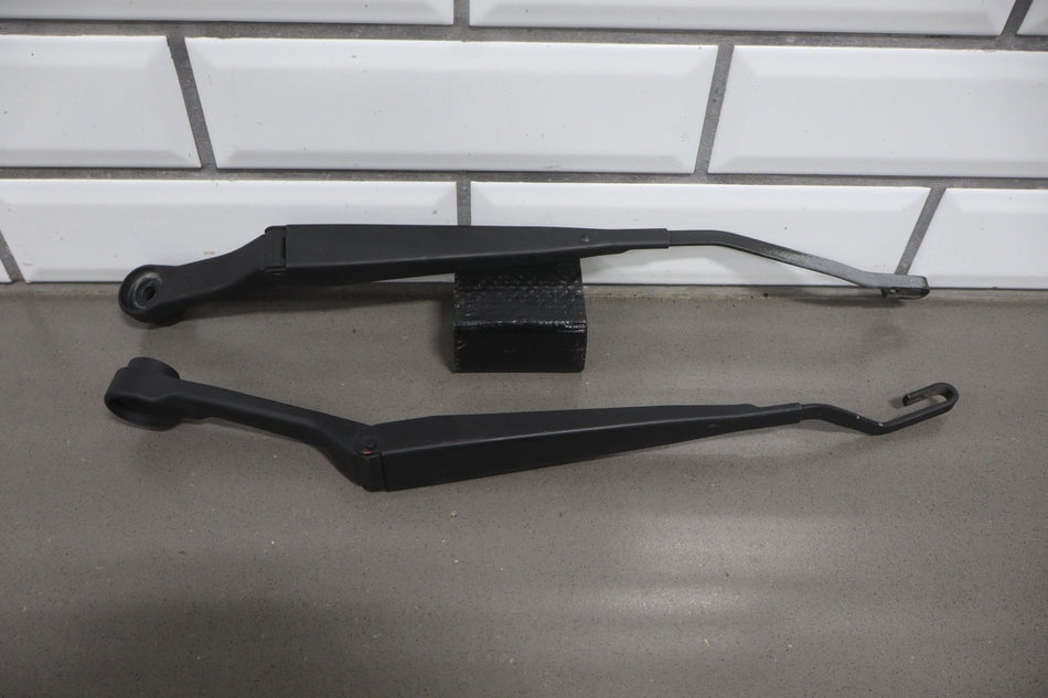 2005 Mazda MX-5 Miata Mazdaspeed Wiper Arm Pair