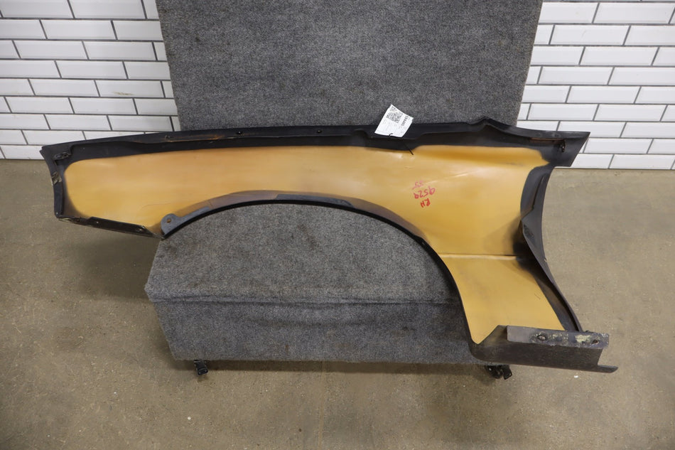 1993 Chevrolet Camaro Right Fender Z28 Black 41 10284966
