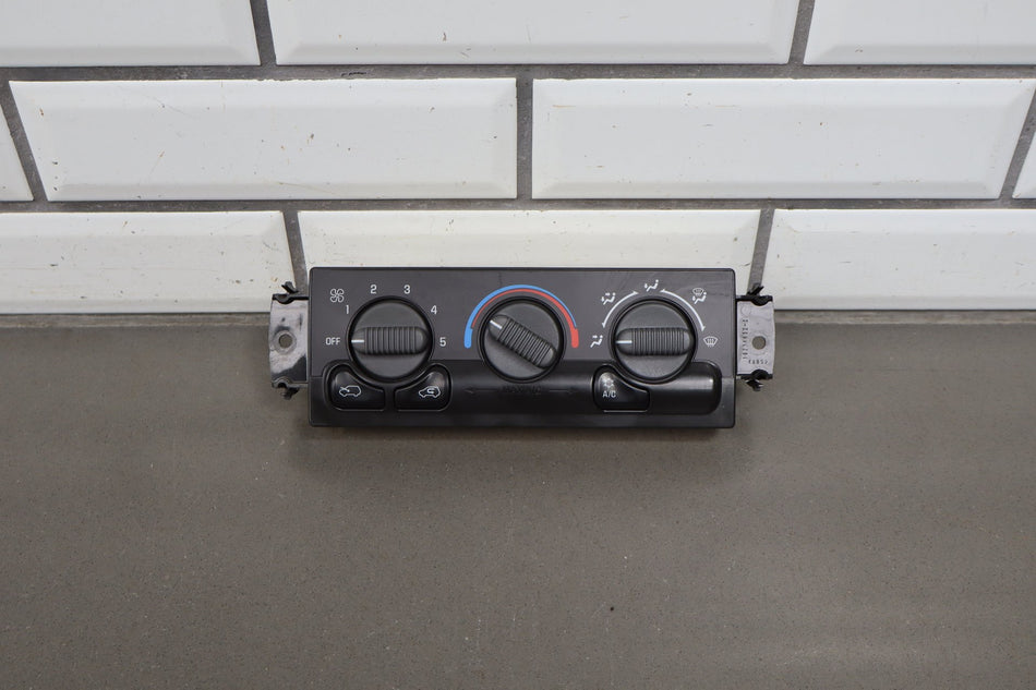 99-07 GMC Sierra 2500 Climate Control HVAC OEM