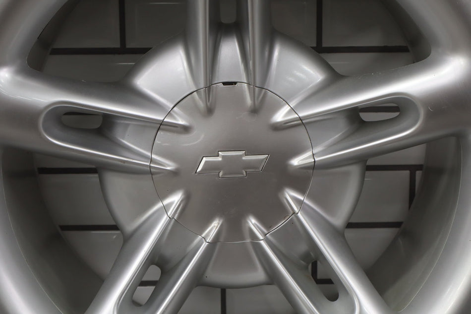 2004 Chevrolet SSR- Wheel