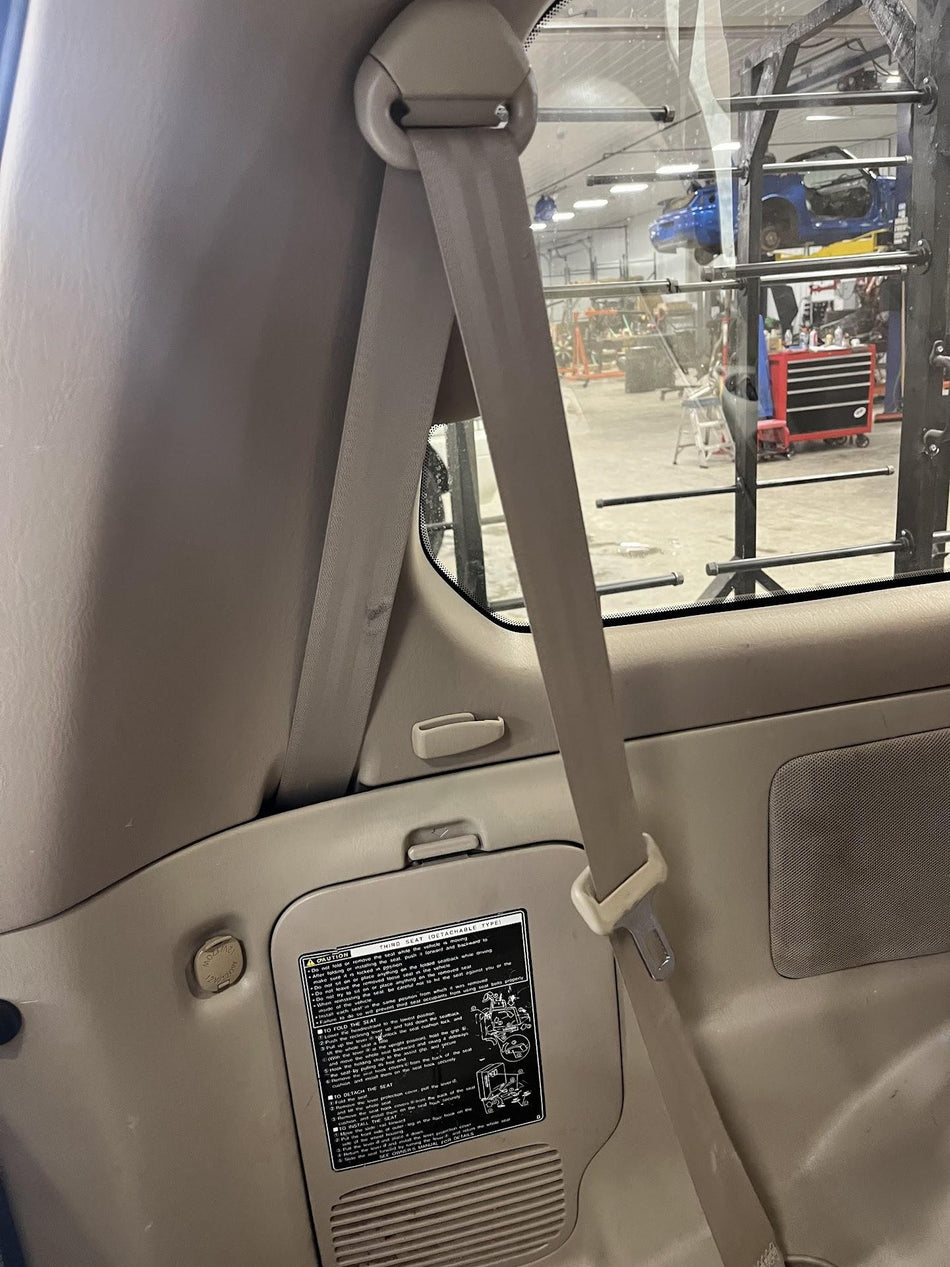 2000 Toyota Land Cruiser- Rear Seat Belt