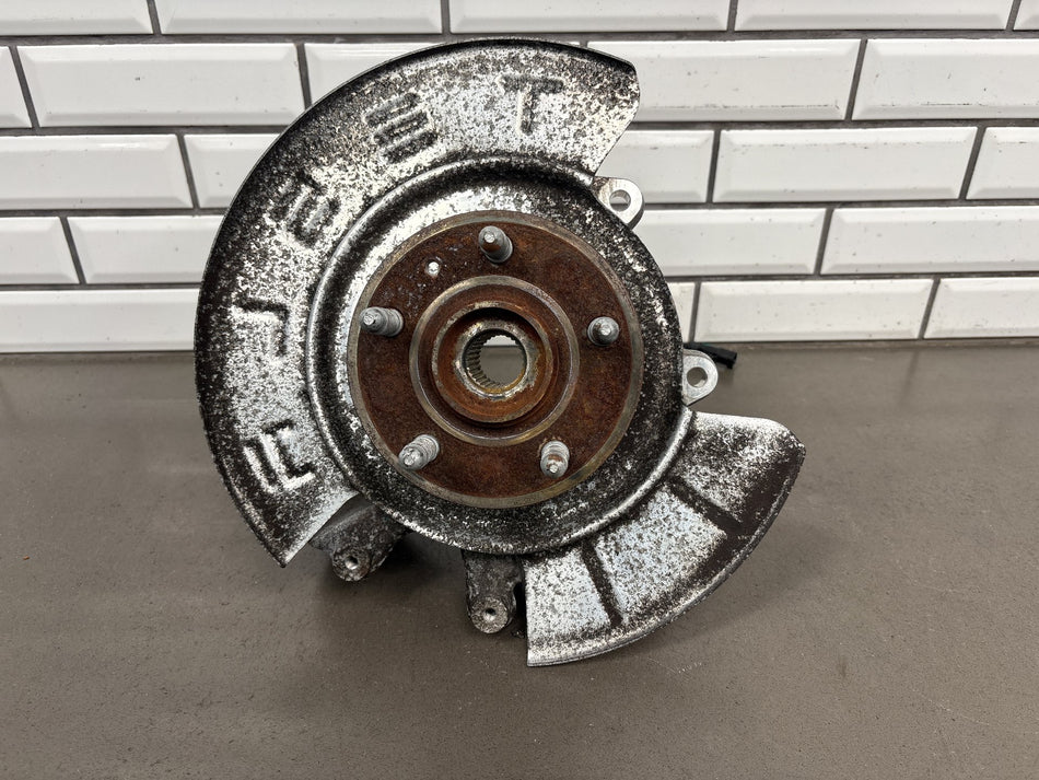 16-20 OEM Tesla Model X Rear Right Passenger Suspension Knuckle Spindle W/ Hub