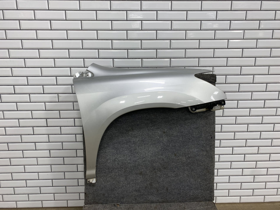 2004-2009 Lexus RX350 RX330 Right Fender Millennium Silver Metallic 1C0