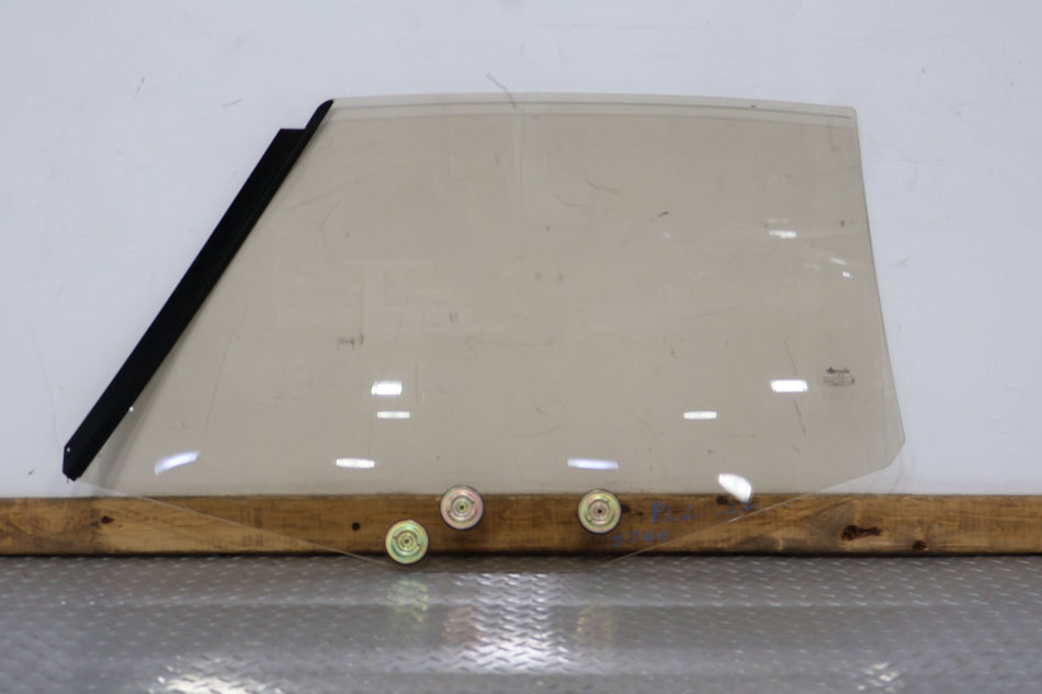 87-93 Cadillac Allante Right Door Glass