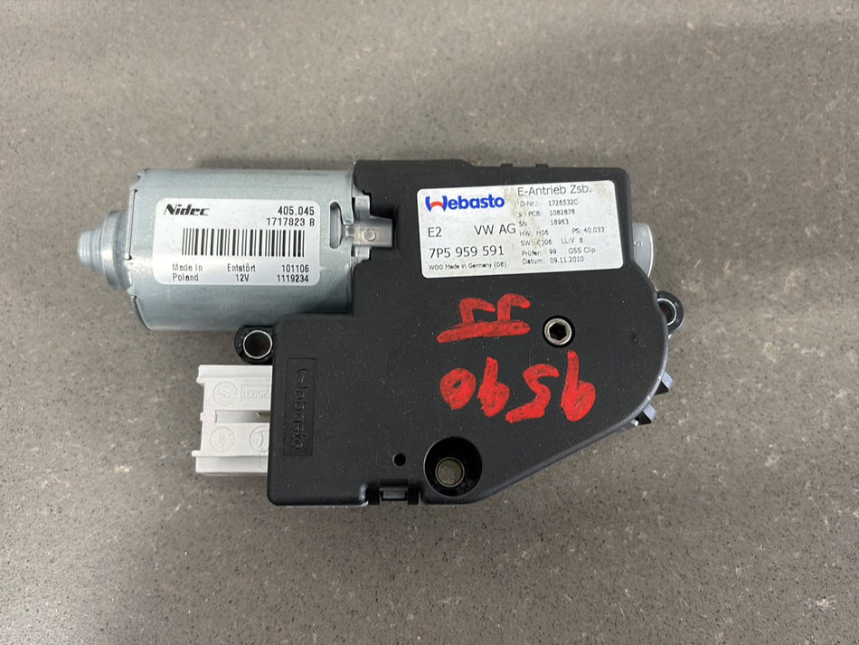 2011 Porsche Cayenne 958- Sun Roof Motor