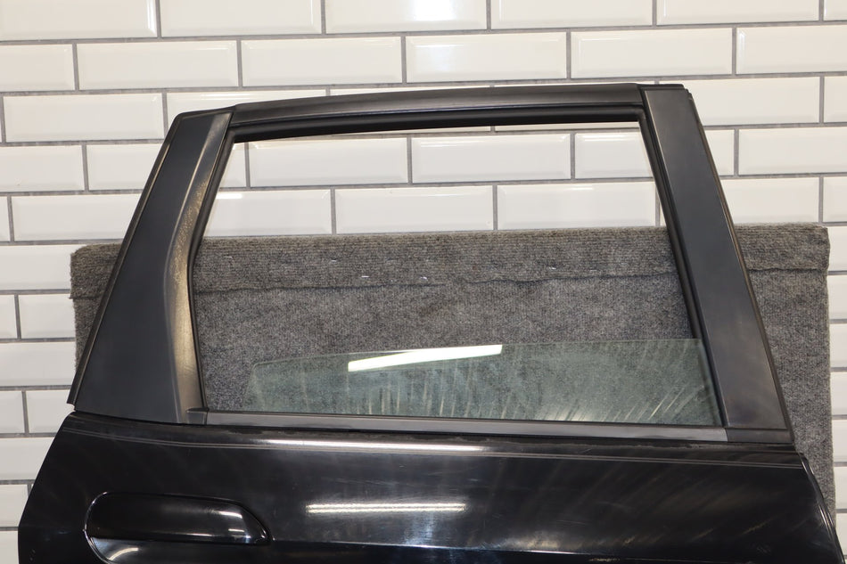 2011 Honda Fit Right Rear Door crystal black pearl ( nh731p )