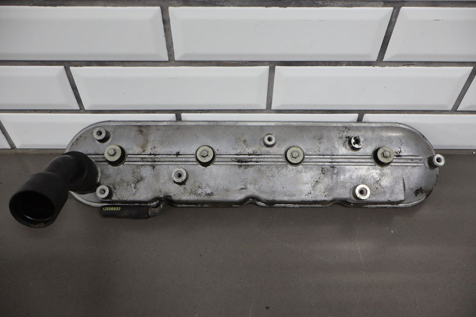 2003 Hummer H2- Valve Cover