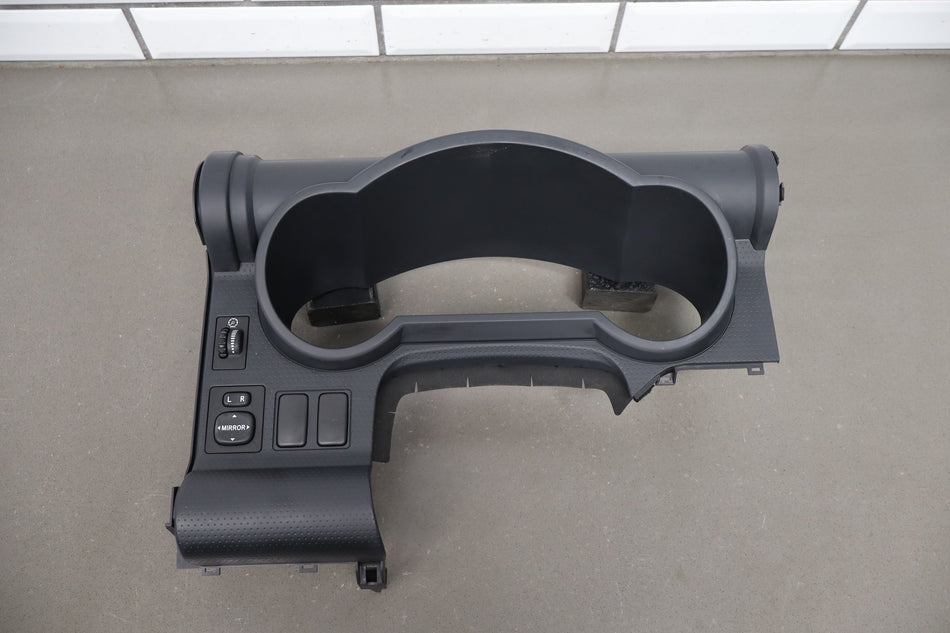 2007-2014 Toyota FJ Cruiser Automatic Speedometer Bezel OEM