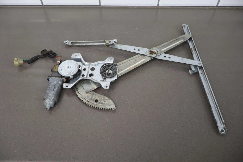 1991 Toyota Land Cruiser Right Front Door Regulator OEM
