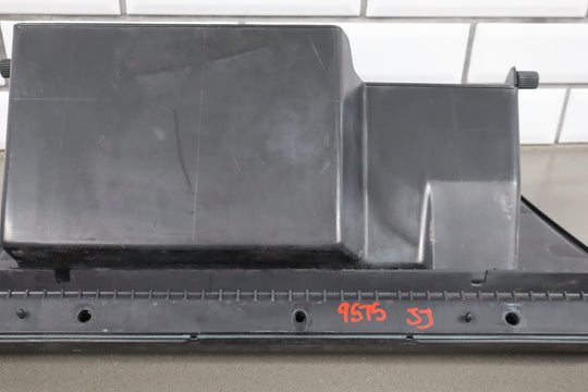 47331152
