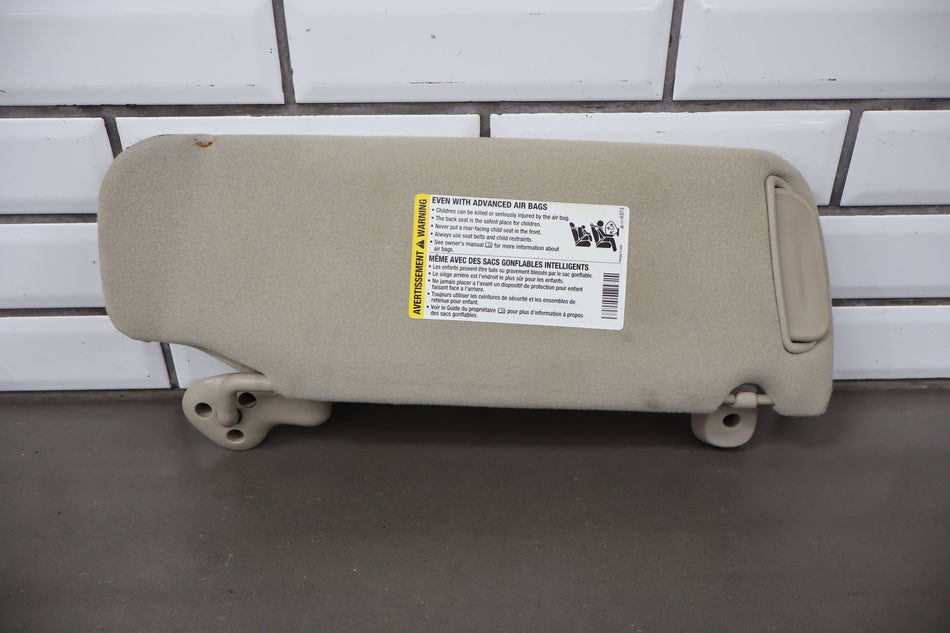 2005 GMC Yukon GMT800- Sun Visor Pair