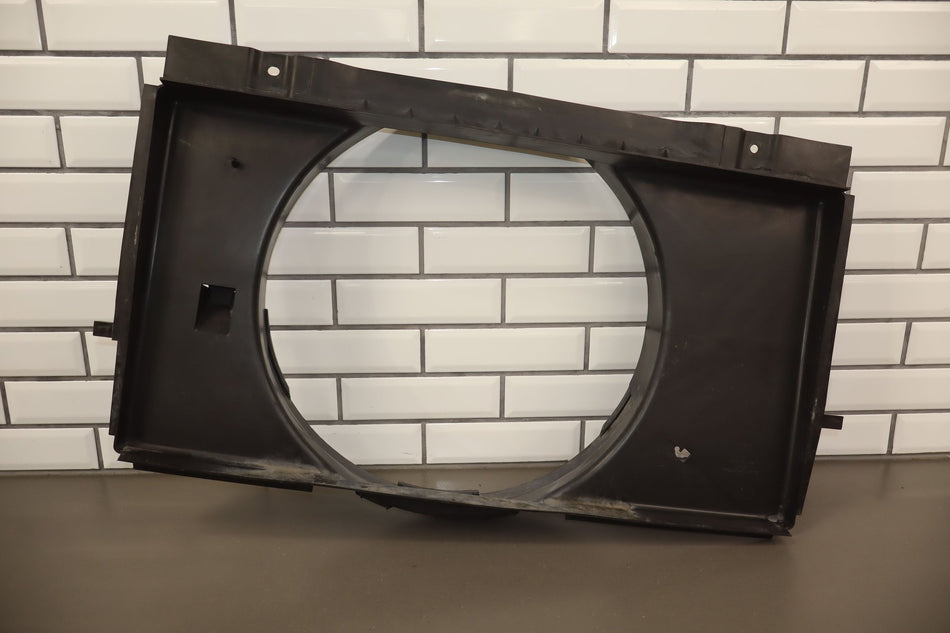 2003-2007 Hummer H2 Fan Shroud 15183154