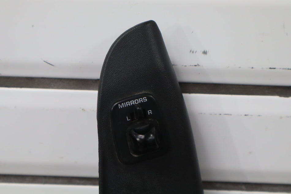 2004 Ford F-250 Super Duty- Left Front Window Switch