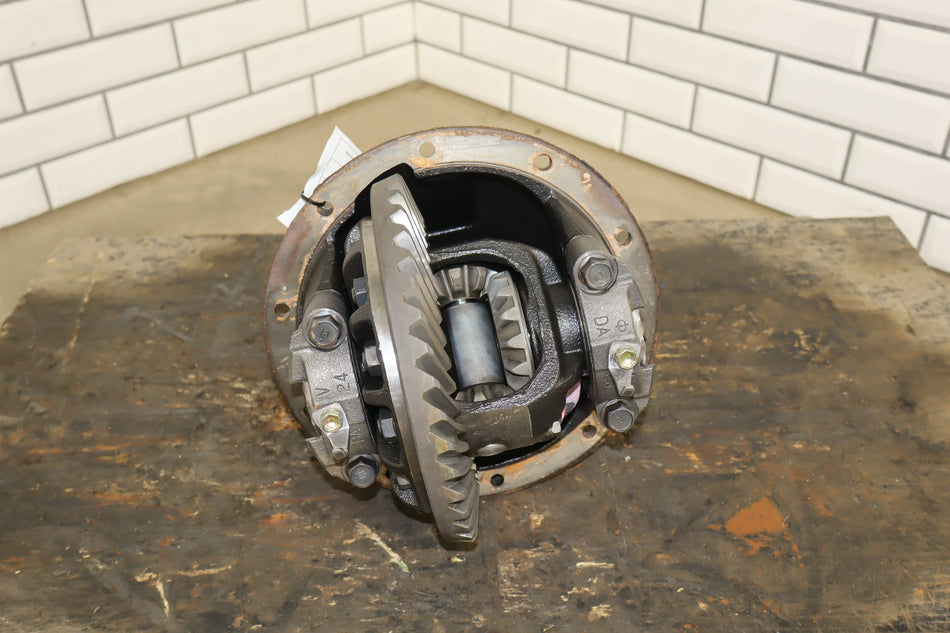1991-97 Toyota Land Cruiser Rear Open Differential 3rd Member OEM