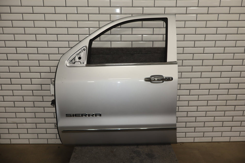 2014-2019 GMC Sierra/ Silverado K2XX Left Front Door Quicksilver GAN