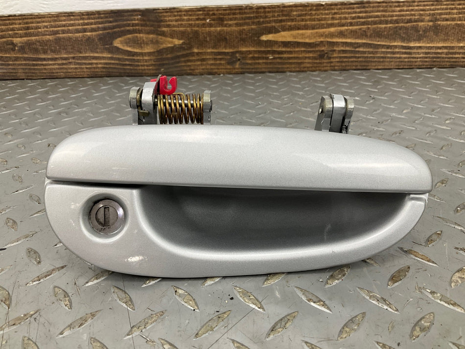 97-02 Chrysler Prowler Right Outer Door Handle (Prowler Silver)