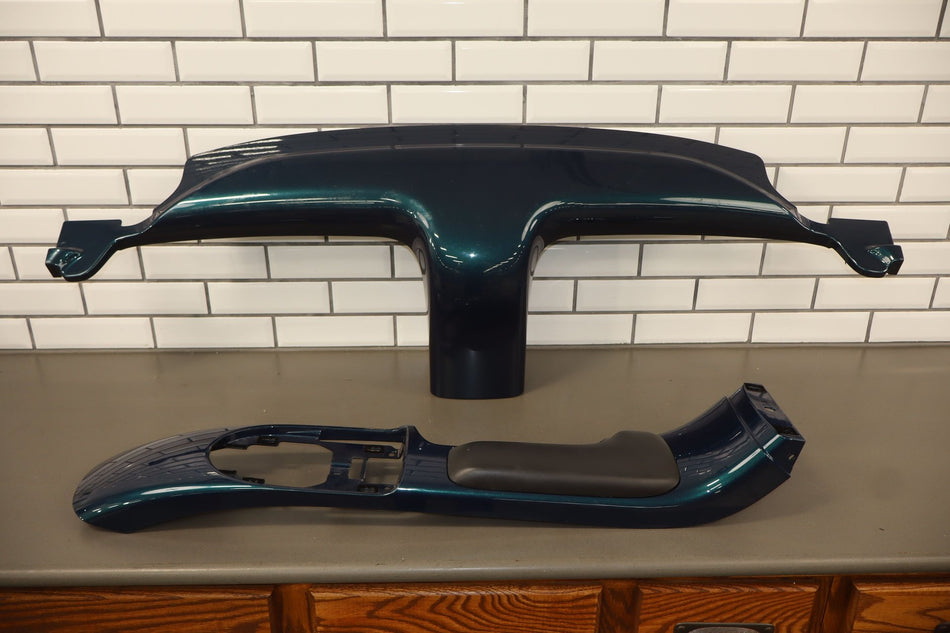 2005 Chevrolet SSR Front Console