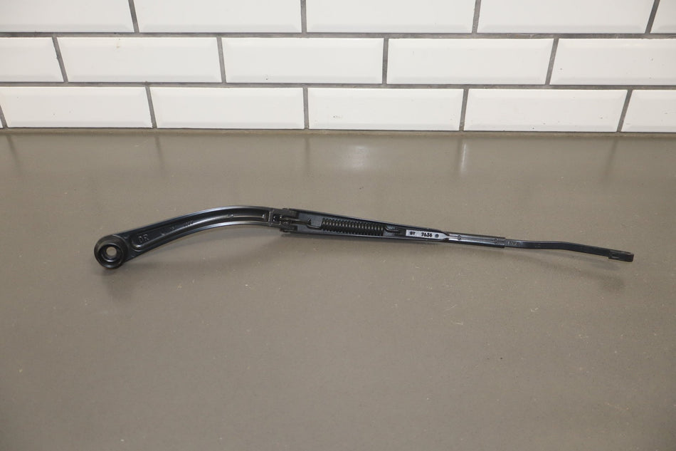 2016 Dodge Challenger Scat Pack Shaker Wiper Arm Pair