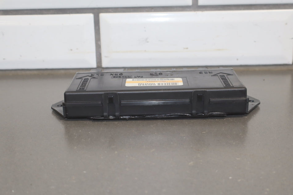 2000-2004 Chevrolet Corvette Driver Left Door Control Module 10342159