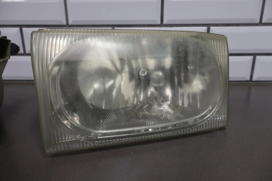 2003 Ford Excursion- HEADLAMP ASSEMBLY