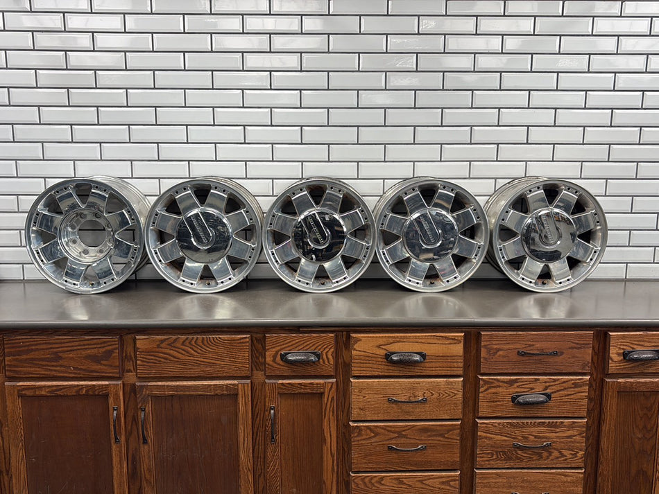 03-09 Hummer H2 Special Edition 17x8.5 WS2 Forged 8-Spoke Wheel Set