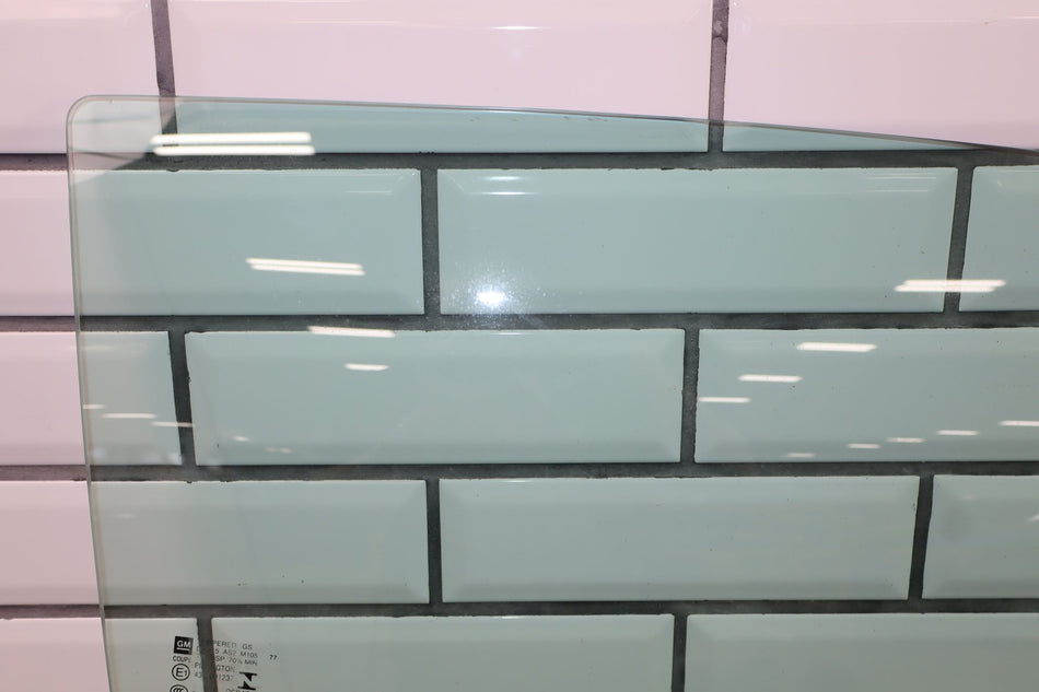 Right Front Door Window, 2018, Chevrolet, Camaro