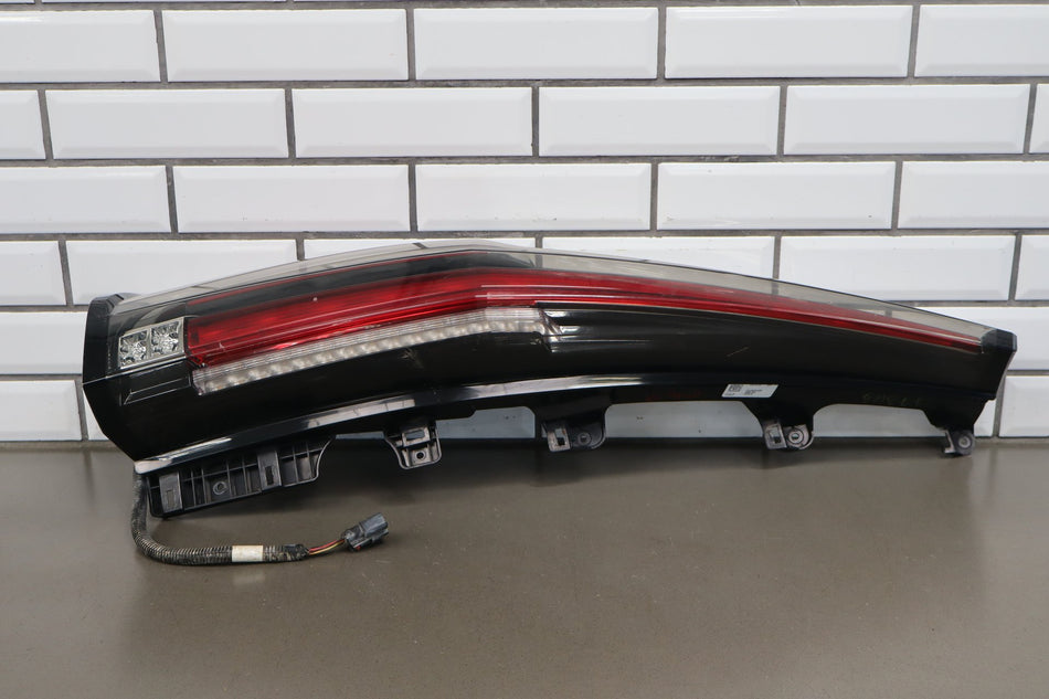 15-20 Cadillac Escalade Left LED Tail Light 84211920