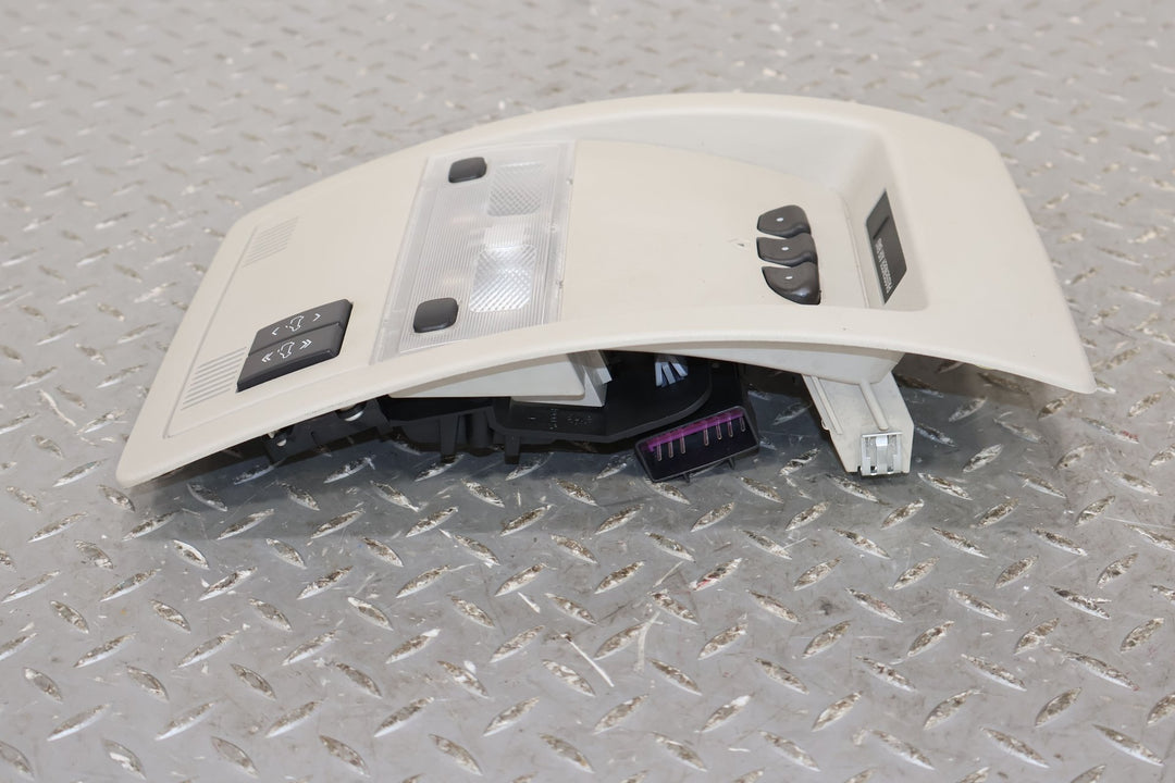 https://dvyuexp86pxrj.cloudfront.net/afb4b39b-4871-415e-a25a-a49131a4a926/0986A47C-A821-463D-A75C-79A0D84CF42C/web_f0c43408-c6cb-4b02-806a-c19dc6f1e515.jpg