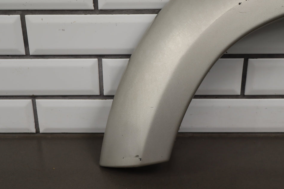 1998-2002 Isuzu Trooper Limited Right Rear Wheel Arch Moulding