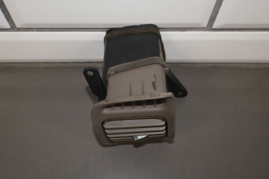 https://dvyuexp86pxrj.cloudfront.net/afb4b39b-4871-415e-a25a-a49131a4a926/2D1DA00D-16A9-4548-BA2C-E651493F216D/web_f14ec711-264f-4068-adcc-33cad788eef7.jpg