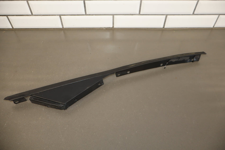 1997-2004 C5 Corvette Left LH Exterior A-Pillar Panel 10246977