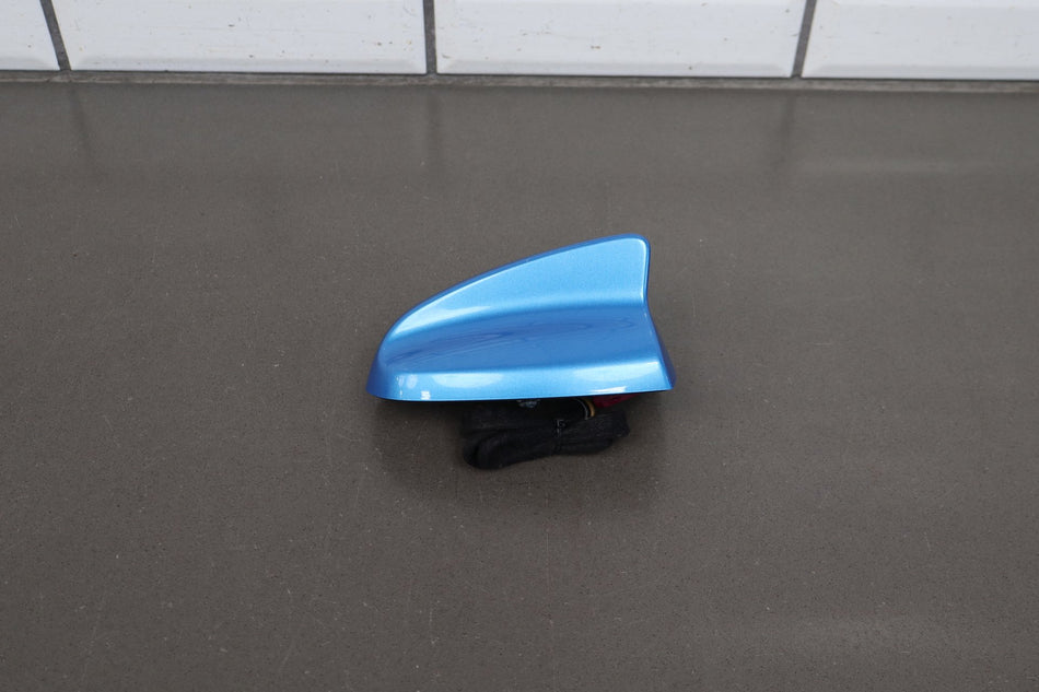2016 Dodge Charger Shark Fin Antenna Roof Mount 68277407AA B5 Blue PQD
