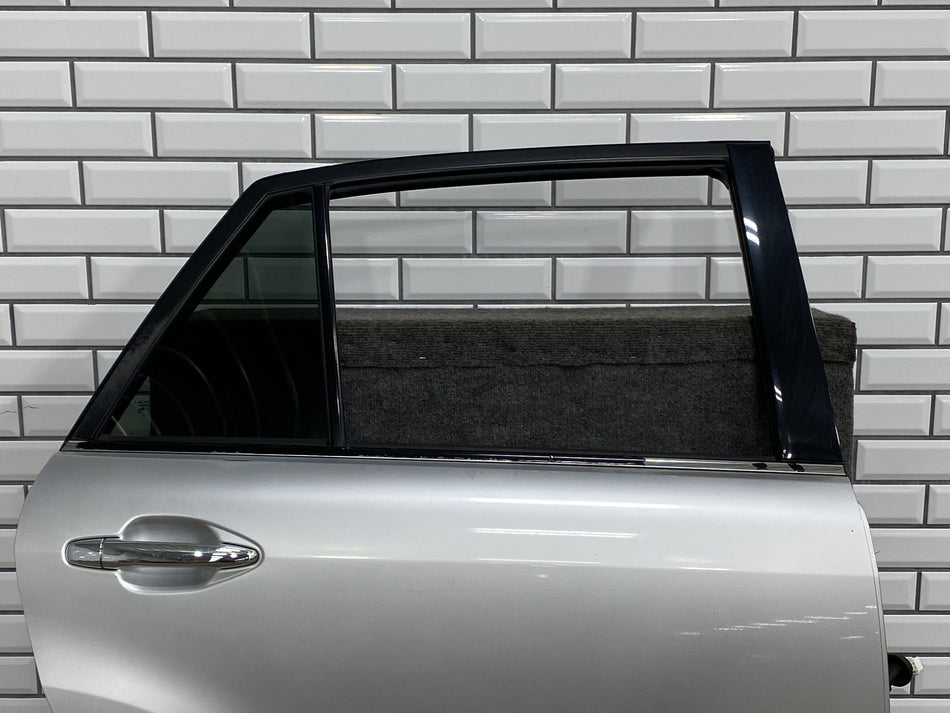 2004-2009 Lexus RX350 Right Passenger Rear Door Millennium Silver Metallic 1C0