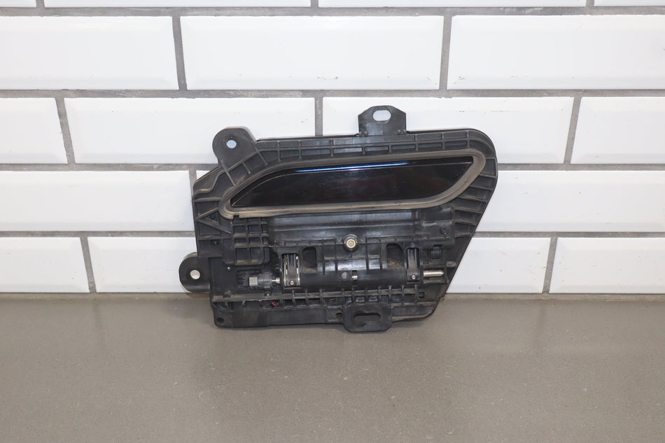 2022-2026 Tesla Model S- Left Rear Door Handle PN: 1009830-00-a