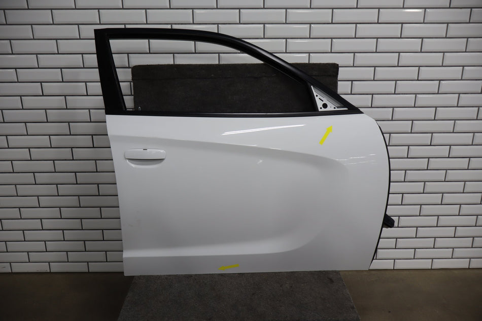 2015-2023 Dodge Charger Right Front Door White Knuckle PW7 68268054AC
