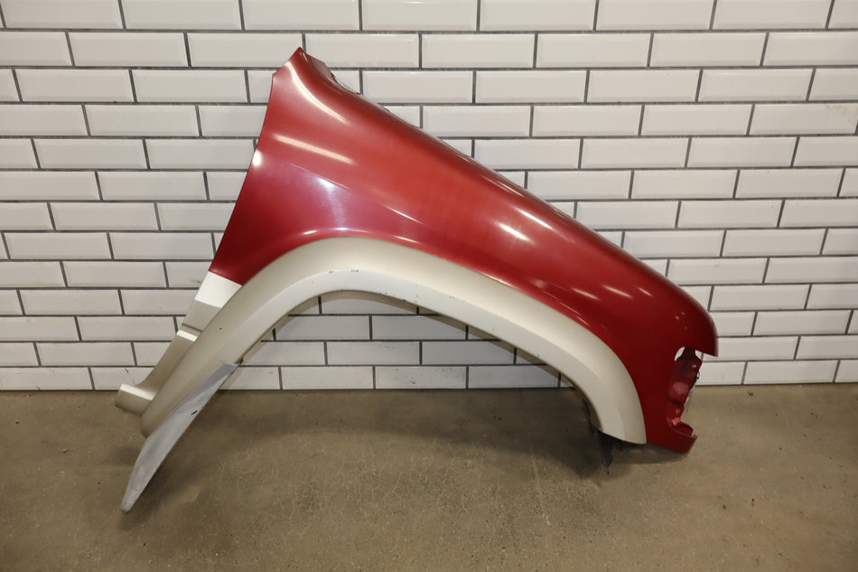 1999 Isuzu Trooper Right Fender Limited Red Rock Metallic 882